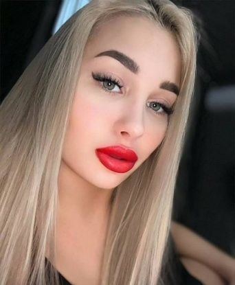 Ева, 19